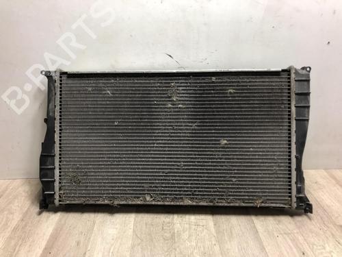Used Water radiator BMW 3 (E90) 318 d (122 hp) 23871345