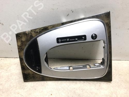 Used Switch MERCEDES-BENZ E-CLASS (W211) E 220 CDI (211.006) (136 hp) 20615360
