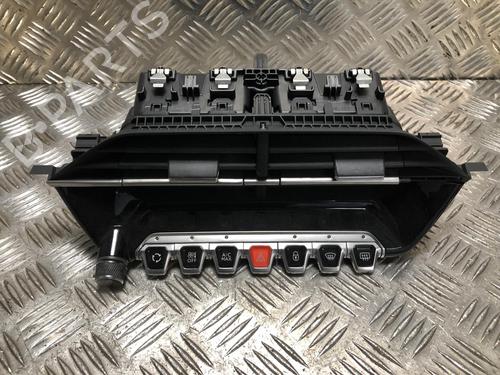 Used Climate control PEUGEOT 208 II (UB_, UP_, UW_, UJ_) 1.5 BlueHDI 100 (102 hp) 31203215