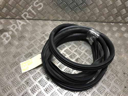 BP31204763C142 main image