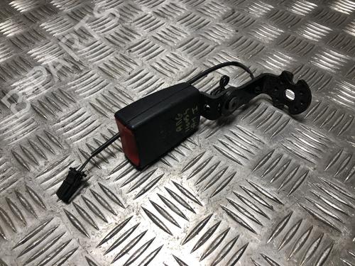 Engate do cinto Engate do cinto AUDI A1 (8X1, 8XK) 1.2 TFSI (86 hp) 34215471 34215471