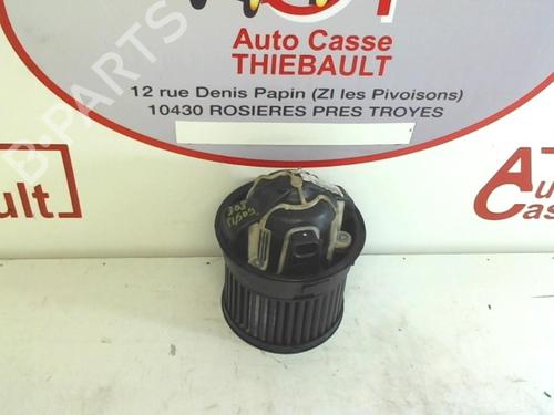 Used Heater blower motor Heater blower motor PEUGEOT 308 SW I (4E_, 4H_) 1.6 HDi (92 hp) 13131571 13131571