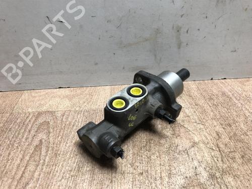 Used Brake master cylinder PEUGEOT 206 CC (2D) 2.0 S16 (136 hp) 13277315