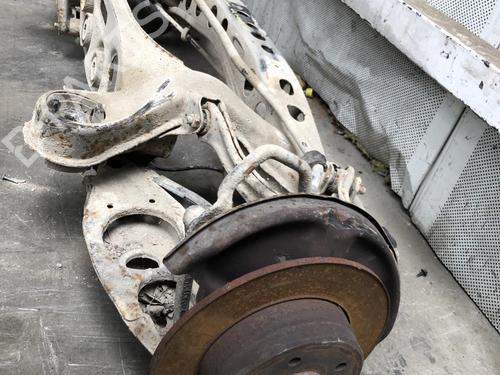 Rear axle MERCEDES-BENZ E-CLASS (W210) E 200 CDI (210.007) | BP20622246M2