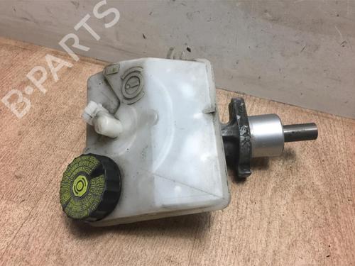 Used Brake master cylinder PEUGEOT 206 Hatchback (2A/C) 1.4 i (75 hp) 13277305