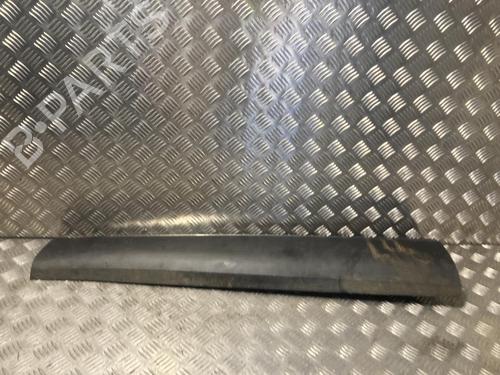 Used Door moulding trim Door moulding trim RENAULT CAPTUR II (HF_) TCe 130 (HFMF) (131 hp) 36422320 36422320