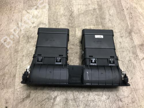 Used Air vent VOLVO S40 II (544) 1.6 D (110 hp) 20619092