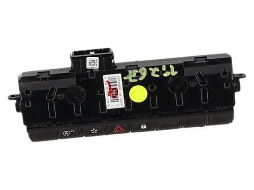 Warning switch RENAULT CAPTUR II (HF_) TCe 155 (HFMN) | BP39148082I22 - Image 5