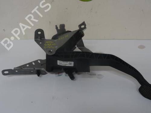 Used Clutch pedal FORD GRAND C-MAX (DXA/CB7, DXA/CEU) 1.6 TDCi (115 hp) 12967671