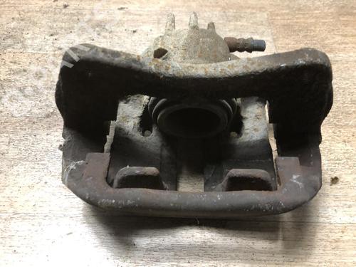 Used Right front brake caliper VOLVO V40 Estate (645) 1.9 DI (115 hp) 31202521
