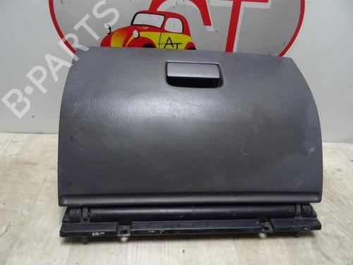 Used Glove box NISSAN PICK UP (D22) 2.5 Di 4WD (133 hp) 13226531