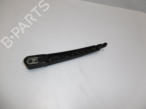 Used Rear windshield wiper arm FORD KUGA I 2.0 TDCi (136 hp) 15786047