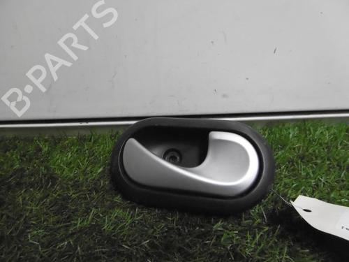 front-right-interior-door-handle-dacia-sandero-15-dci-8200735218-2008-13225773 main image