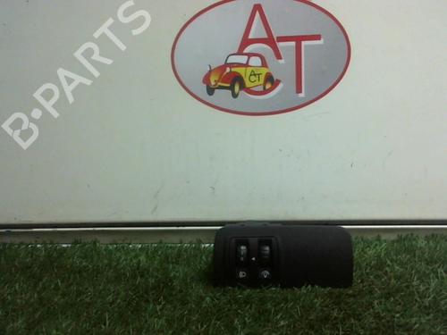 Used Switch RENAULT MEGANE III Hatchback (BZ0/1_, B3_) 1.5 dCi (86 hp) 12968973
