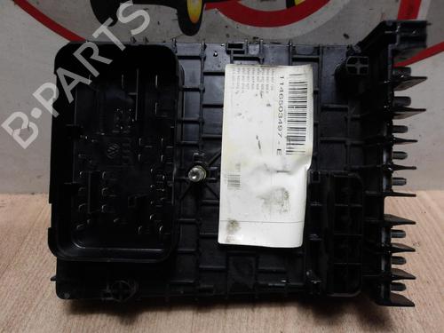 Used Fuse box Fuse box 39227298 39227298