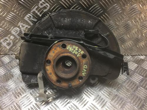 Used Right front steering knuckle VOLVO XC90 I (275) D5 AWD (163 hp) 23184256