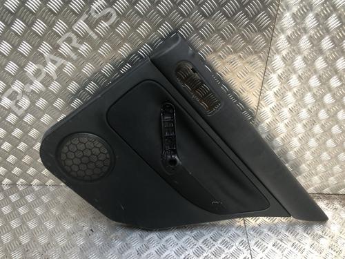 Forra trás direita Forra trás direita VW GOLF IV (1J1) 1.4 16V (75 hp) 34415759 34415759