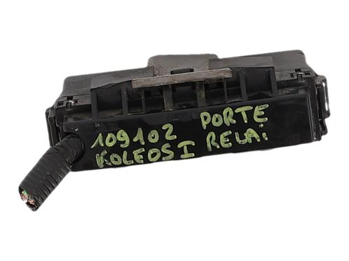 Fuse box RENAULT KOLEOS I (HY_) 2.0 dCi (HY0K) | BP38190504E1 - Image 3