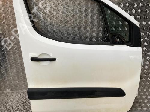 Used Right front door Right front door 37509108 37509108