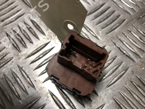 Left front window switch RENAULT CLIO IV (BH_) 1.5 dCi 90 | BP33165271I27 - Image 2