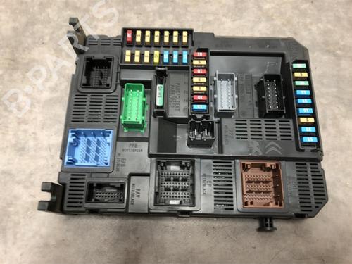 Used Fuse box PEUGEOT 308 II (LB_, LP_, LW_, LH_, L3_) 1.6 BlueHDi 120 (120 hp) 23100061