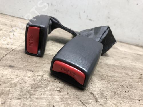 Boucle de ceinture de sécurité HONDA ACCORD VI Coupe (CG) 3.0 V6 24V (CG2) (200 hp) 31997350