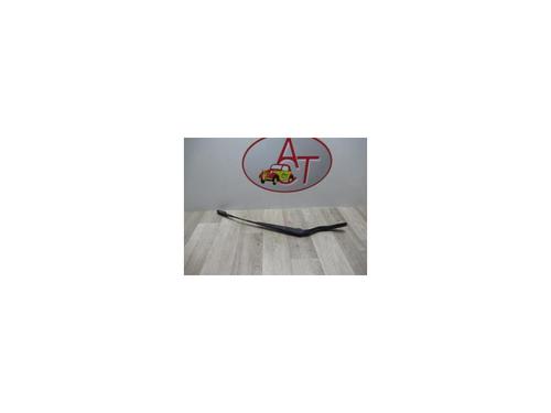 Used Front windshield wiper arm ALFA ROMEO MITO (955_) 1.4 (955.AXB1B, 955.AXU1A) (78 hp) 15529533