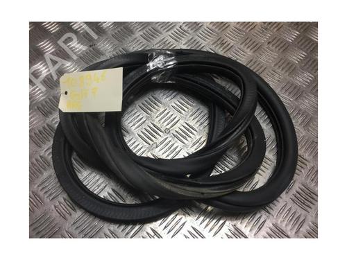 Rubber door seal VW GOLF VII (5G1, BQ1, BE1, BE2) 1.4 TSI | BP25306723C142 
