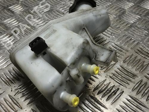 Brake master cylinder HYUNDAI ix35 (LM, EL, ELH) 1.7 CRDi | BP31196986M77