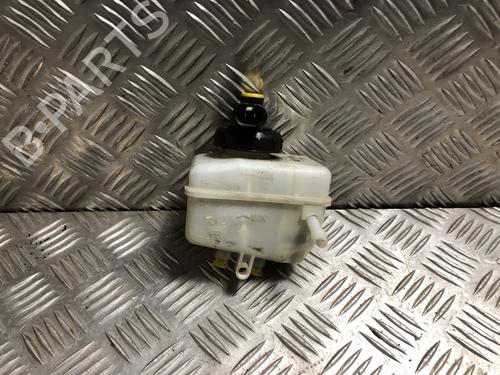 Used Brake fluid reservoir Brake fluid reservoir 39199835 39199835