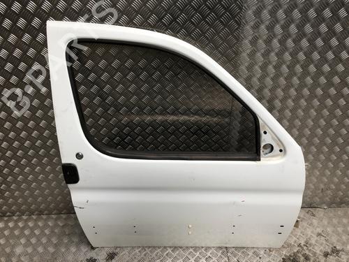 Used Right front door Right front door 39561569 39561569