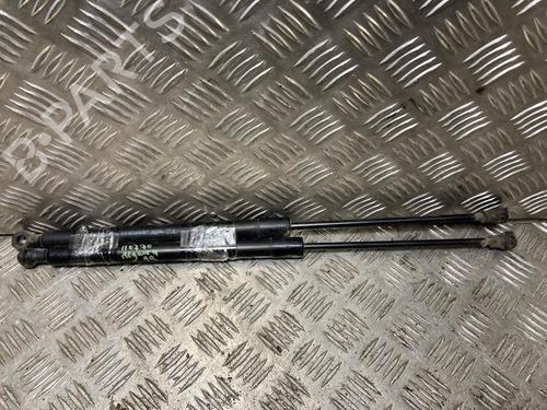 tailgate-lift-support-renault-megane-iv-hatchback-b9amn_-2015-34415695 main image