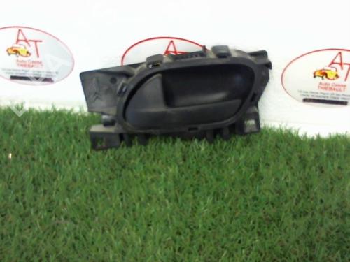 Used Front left interior door handle PEUGEOT PARTNER Box Body/MPV 1.6 HDi / BlueHDi 75 (75 hp) 20627578