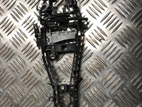 front-right-exterior-door-handle-bmw-1-f21-2011-2012-2013-2014-2015-2016-2017-2018-2019-24321859 main image