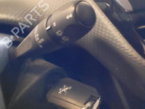 Middle console PEUGEOT 208 I (CA_, CC_) 1.2 PureTech 82 | BP20629714I22