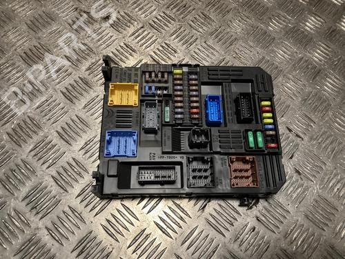 Used Fuse box CITROËN C3 III (SX) 1.5 BlueHDi 100 (SXYHYP, SXYHTU) (102 hp) 31203084