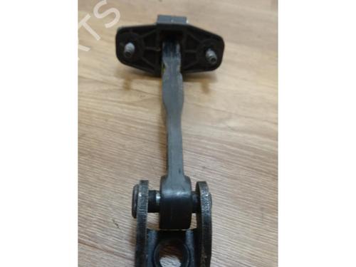 Used Hinge/Door check strap FORD FIESTA VI (CB1, CCN) 1.6 TDCi (90 hp) 13129220