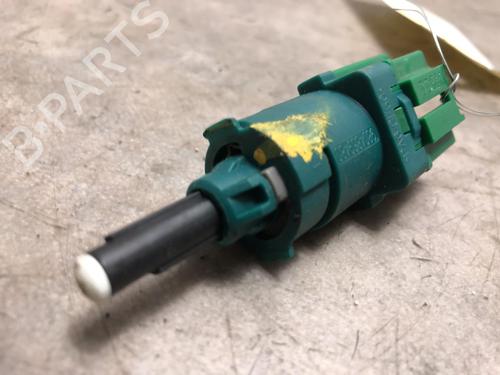 Used Switch PEUGEOT 3008 I MPV (0U_) 1.6 BlueHDi 120 (120 hp) 23134343