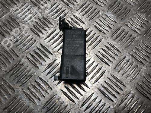 Used Electronic sensor Electronic sensor PEUGEOT 5008 II (MC_, MJ_, MR_, M4_) 1.5 BlueHDi 130 (MCYHZJ, MCYHZR, MCYHZX) (131 hp) 34265711 34265711