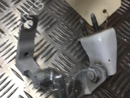 Used Hinge/Door check strap FORD FIESTA VII (HJ, HF) 1.1 Ti-VCT (86 hp) 31204989