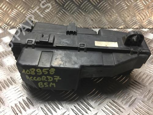 Used Fuse box HONDA ACCORD VII Tourer (CM, CN) 2.2 i-CTDi (CN2) (140 hp) 24492954