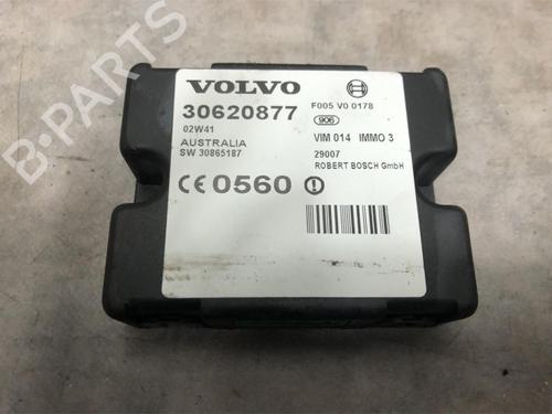 Used Control unit VOLVO V40 Estate (645) 1.9 DI (115 hp) 20619534