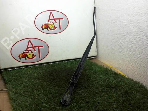 front-wipers-mechanism-renault-megane-iii-hatchback-bz01_-b3_-15-dci-288866482r-2008-13127470 main image