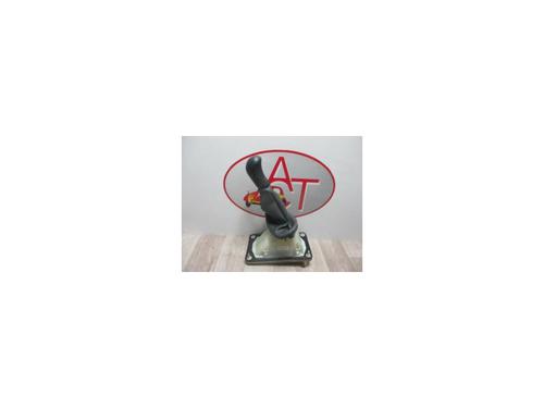 Used Gear lever DACIA SANDERO 1.4 MPI LPG (72 hp) 12966939