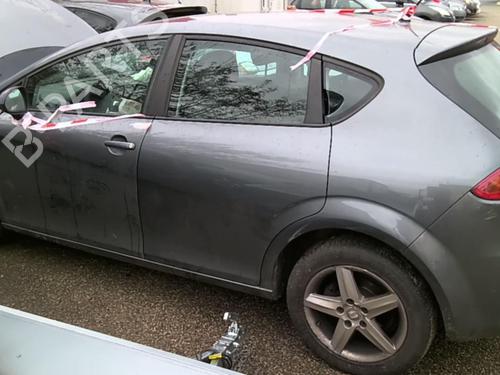 Steering column stalk SEAT LEON (1P1) 1.6 TDI | BP31201323I23 