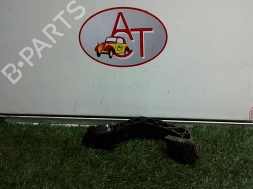 Used Clutch pedal Clutch pedal 12962030 12962030