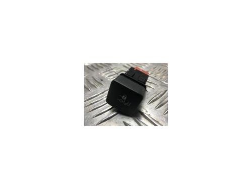 Used Switch PEUGEOT 5008 II (MC_, MJ_, MR_, M4_) 1.5 BlueHDi 130 (MCYHZJ, MCYHZR, MCYHZX) (131 hp) 23037666