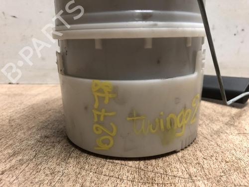 Used Fuel pump RENAULT TWINGO II (CN0_) 1.2 16V (CN04, CN0B) (75 hp) 28594289