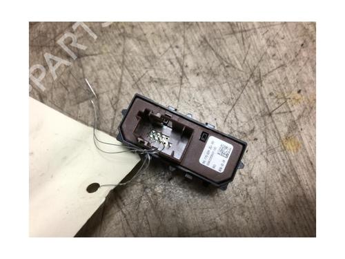 Switch PEUGEOT 508 I (8D_) 2.0 BlueHDi 180 | BP20624388I30 