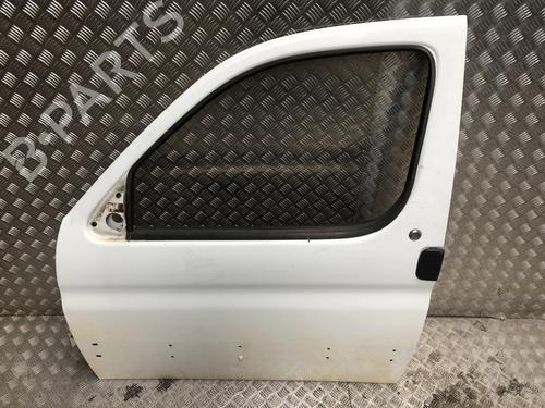 Used Left front door Left front door 39561570 39561570